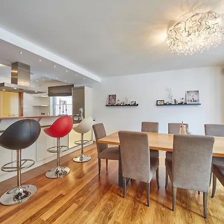 Marys Penthouse זאלבך הינטרגלם